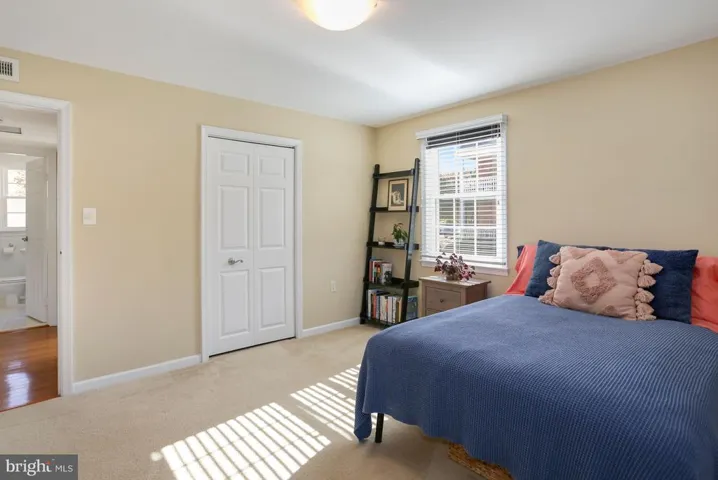 6615 10th St #a2, Alexandria, Virginia 22307