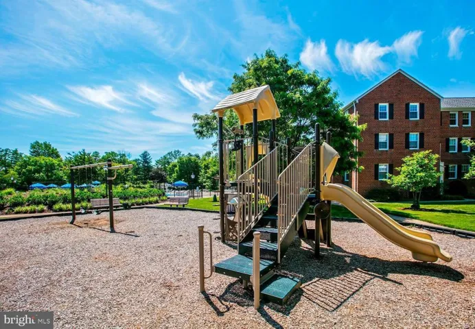 6615 10th St #a2, Alexandria, Virginia 22307