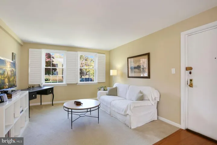 6615 10th St #a2, Alexandria, Virginia 22307