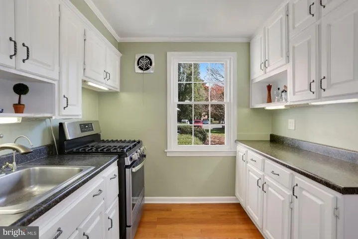6615 10th St #a2, Alexandria, Virginia 22307