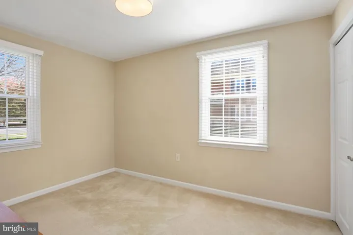 6615 10th St #a2, Alexandria, Virginia 22307
