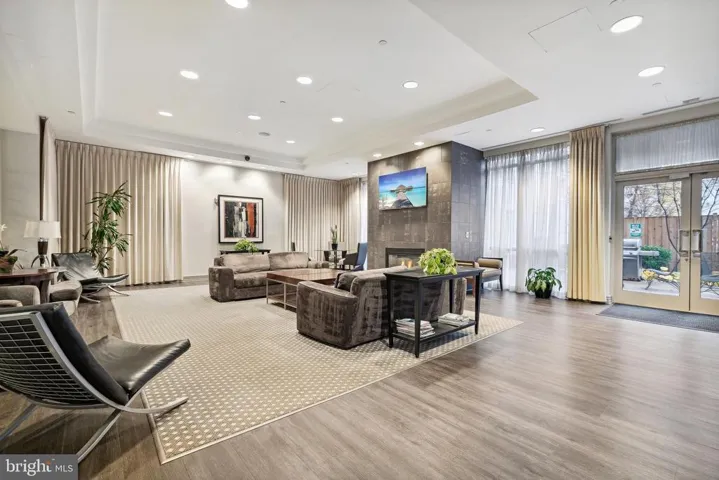 880 N Pollard St N #725, Arlington, Virginia 22203