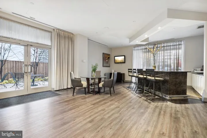 880 N Pollard St N #725, Arlington, Virginia 22203