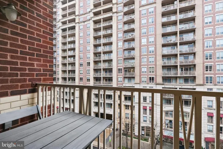 880 N Pollard St N #725, Arlington, Virginia 22203