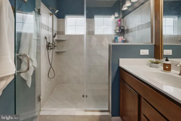 13044 Jessica Grove Pl, Woodbridge, Virginia 22192