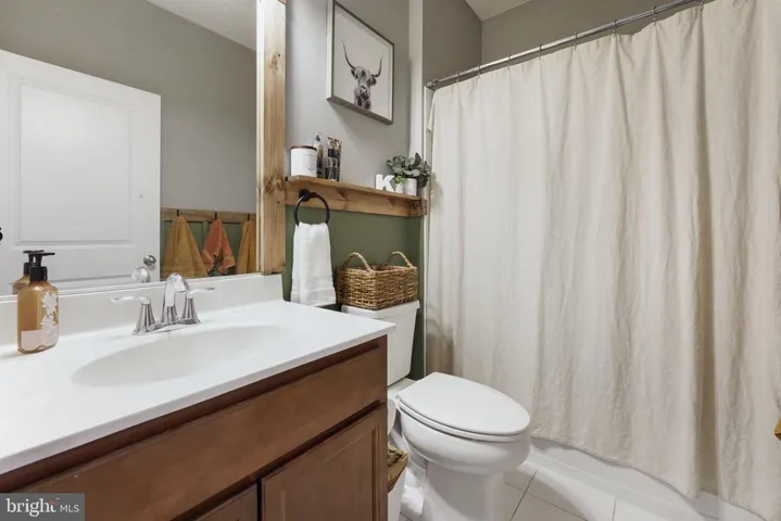 13044 Jessica Grove Pl, Woodbridge, Virginia 22192