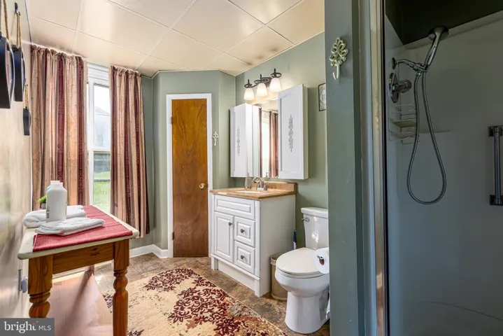 602 1st St, Shenandoah, Virginia 22849