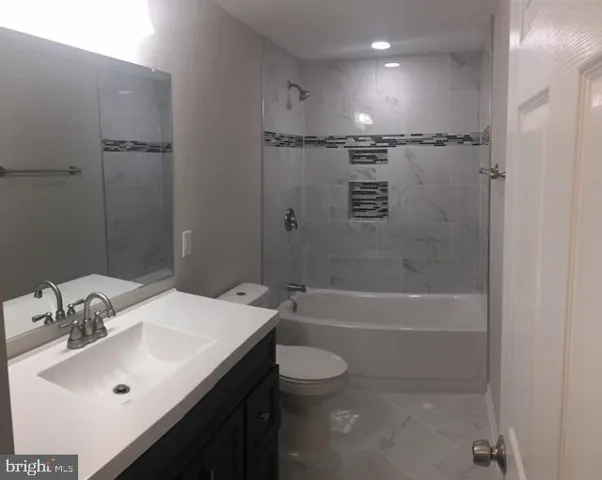 3206 Shaw Park Ct, Alexandria, Virginia 22306