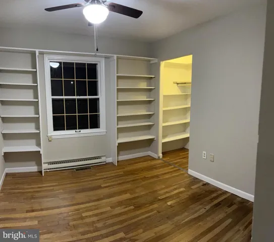 1106 S Sterling Blvd, Sterling, Virginia 20164