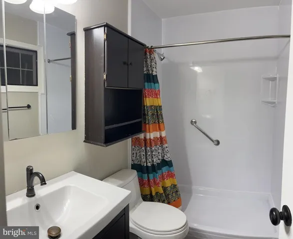 1106 S Sterling Blvd, Sterling, Virginia 20164