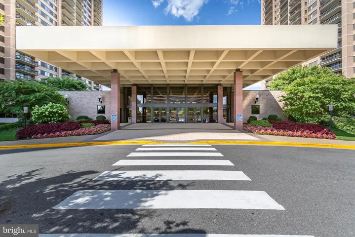 3705 S George Mason Dr #1711s, Falls Church, Virginia 22041