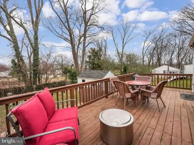 2600 Beacon Hill Rd, Alexandria, Virginia 22306