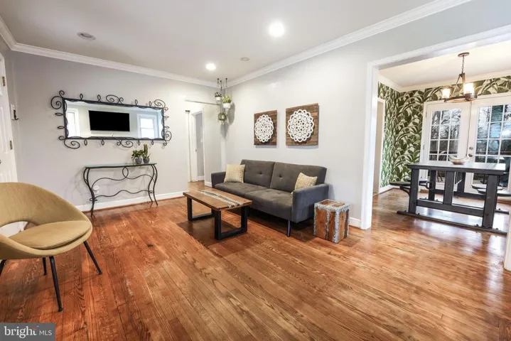 2600 Beacon Hill Rd, Alexandria, Virginia 22306