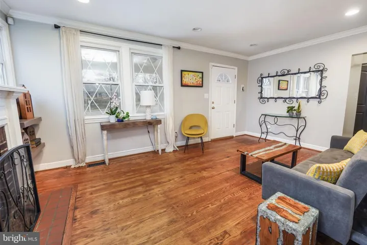 2600 Beacon Hill Rd, Alexandria, Virginia 22306