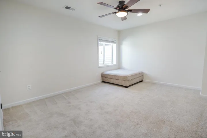 17067 Belle Isle Dr, Dumfries, Virginia 22026