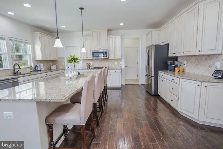 17067 Belle Isle Dr, Dumfries, Virginia 22026