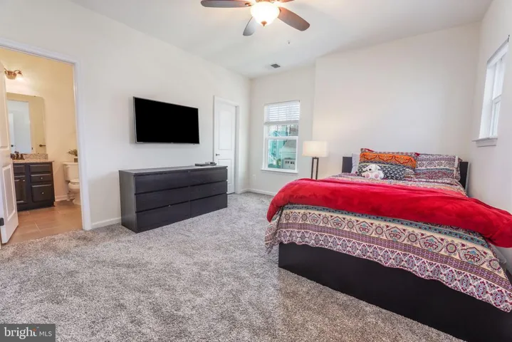 17067 Belle Isle Dr, Dumfries, Virginia 22026