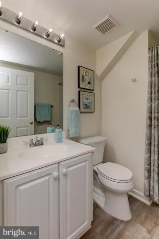 4356 Sutler Hill Sq, Fairfax, Virginia 22033