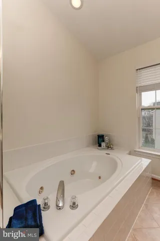 4356 Sutler Hill Sq, Fairfax, Virginia 22033