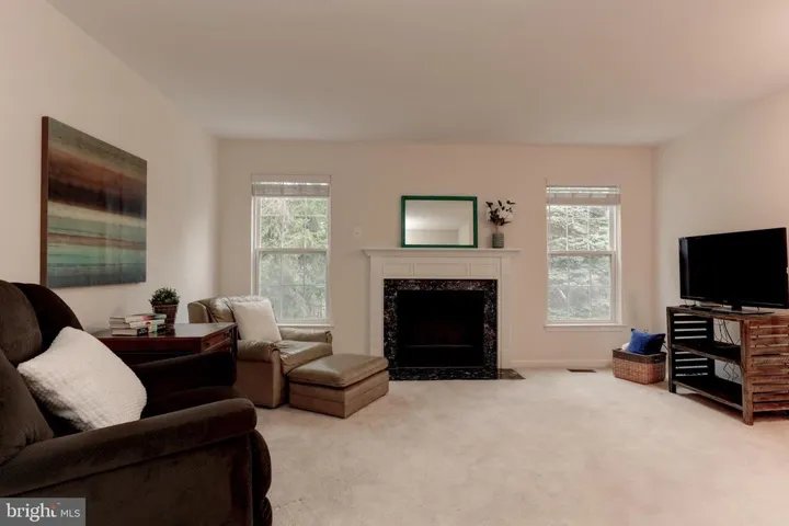 4356 Sutler Hill Sq, Fairfax, Virginia 22033