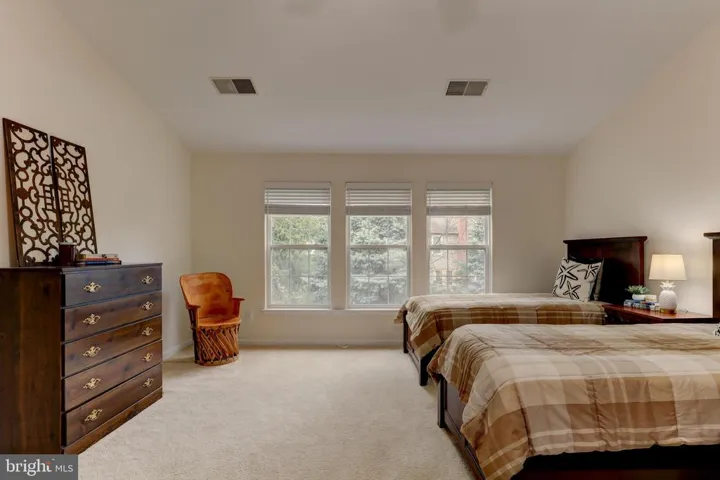 4356 Sutler Hill Sq, Fairfax, Virginia 22033