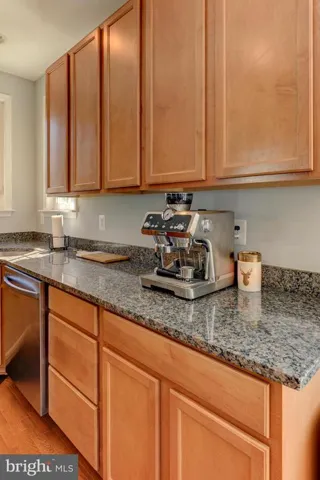 19240 Fuller Heights Rd, Triangle, Virginia 22172