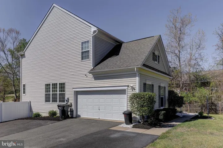 19240 Fuller Heights Rd, Triangle, Virginia 22172