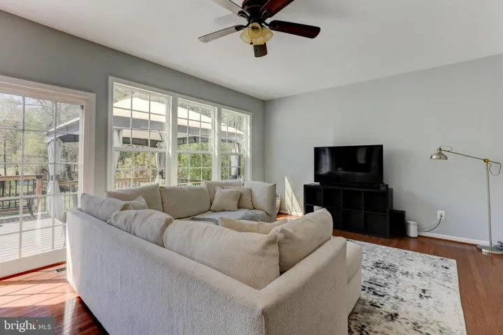 19240 Fuller Heights Rd, Triangle, Virginia 22172