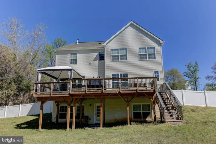 19240 Fuller Heights Rd, Triangle, Virginia 22172