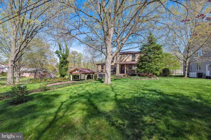 5219 Monroe Dr, Springfield, Virginia 22151