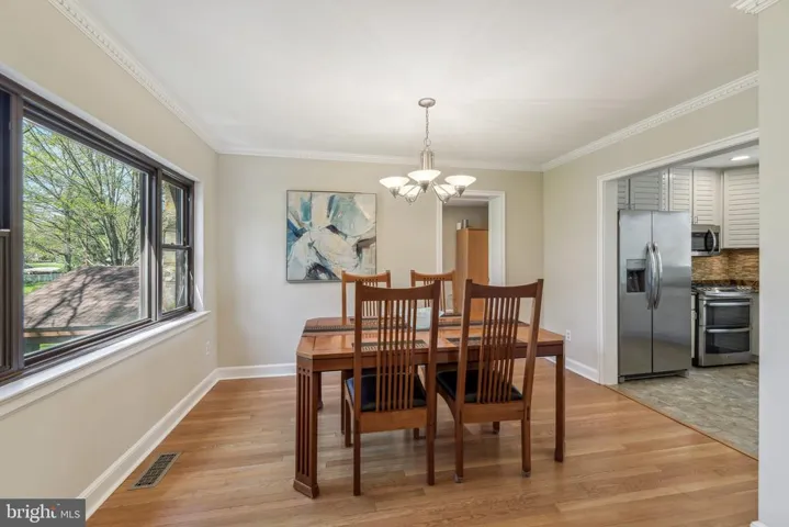 5219 Monroe Dr, Springfield, Virginia 22151