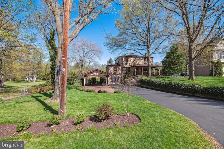 5219 Monroe Dr, Springfield, Virginia 22151