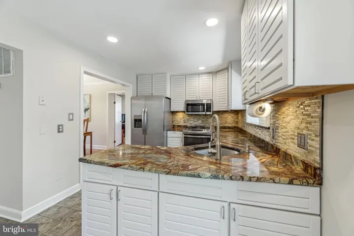 5219 Monroe Dr, Springfield, Virginia 22151