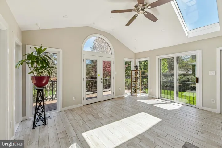 5219 Monroe Dr, Springfield, Virginia 22151