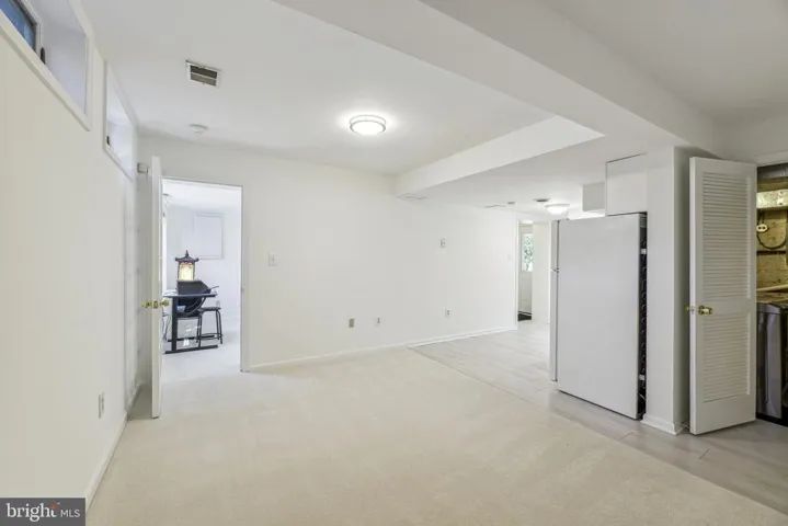 5219 Monroe Dr, Springfield, Virginia 22151