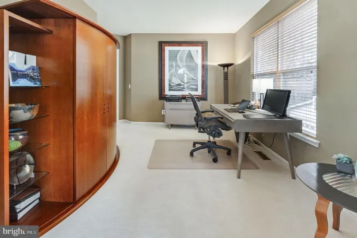 8919 Day Lilly Ct, Fairfax, Virginia 22031
