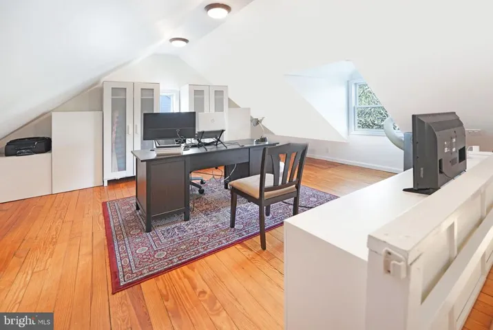 2406 Washington Blvd, Arlington, Virginia 22201