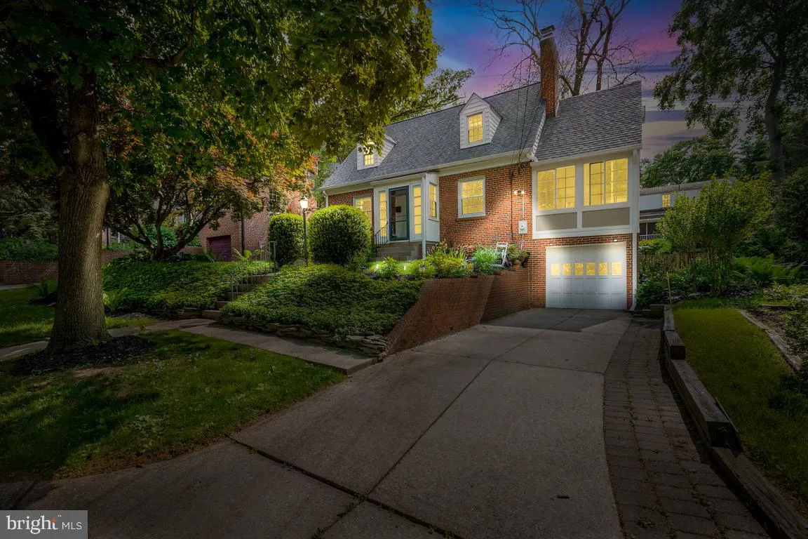 9218 MINTWOOD STREET, Silver Spring, MD 20901