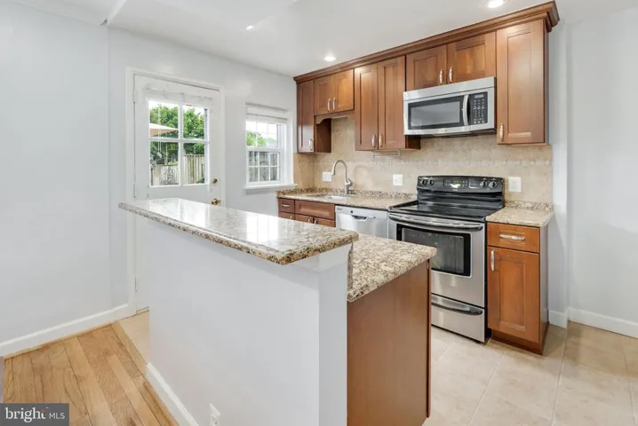 3475 S Wakefield St S, Arlington, Virginia 22206