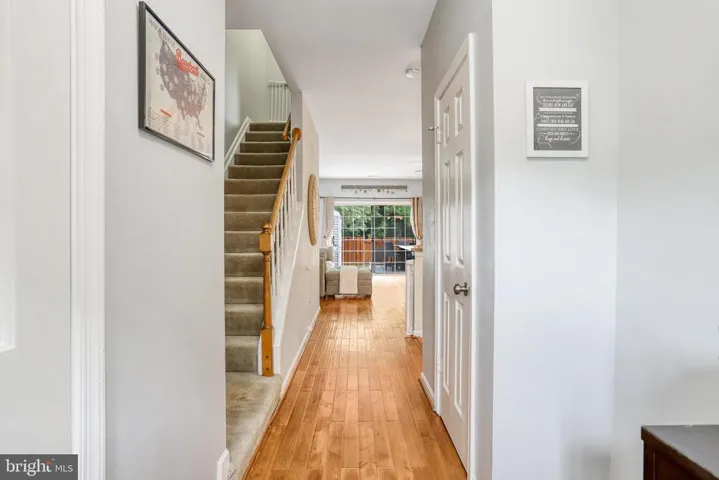 7112 Westfield Ct, Alexandria, Virginia 22306