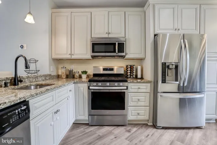7112 Westfield Ct, Alexandria, Virginia 22306