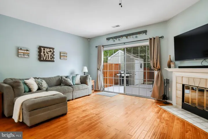 7112 Westfield Ct, Alexandria, Virginia 22306