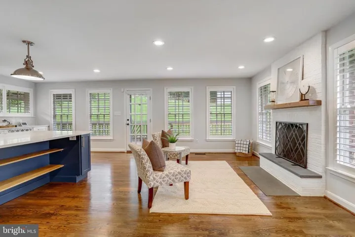 1234 N Chambliss St N, Alexandria, Virginia 22312