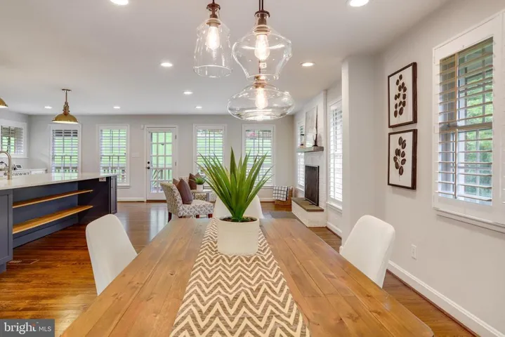 1234 N Chambliss St N, Alexandria, Virginia 22312