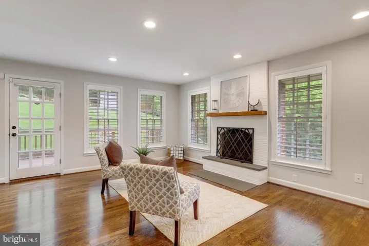 1234 N Chambliss St N, Alexandria, Virginia 22312