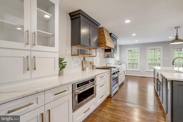 1234 N Chambliss St N, Alexandria, Virginia 22312