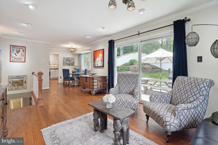 3907 Forest Grove Dr, Annandale, Virginia 22003