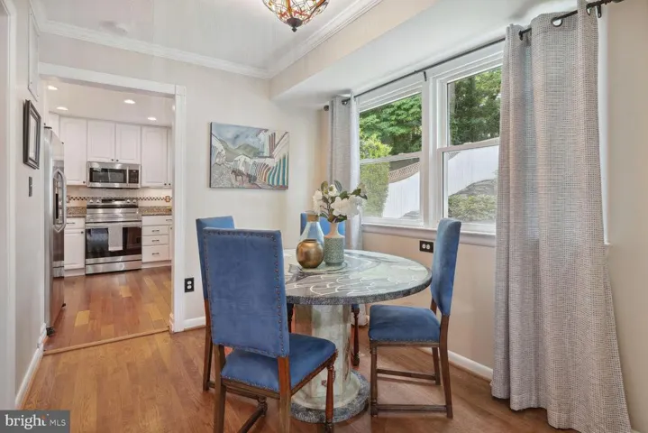 3907 Forest Grove Dr, Annandale, Virginia 22003