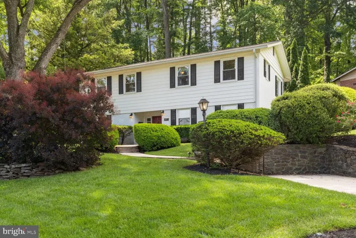 3907 Forest Grove Dr, Annandale, Virginia 22003
