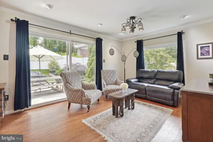 3907 Forest Grove Dr, Annandale, Virginia 22003